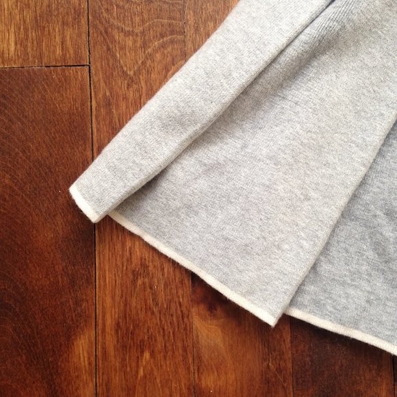 Aritzia Gray Mini Skirt - Picture 5 of 7